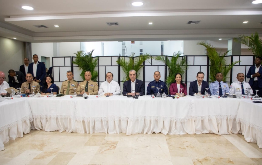 Presidente Abinader encabeza la reunión de seguimiento al Plan de Seguridad Ciudadana