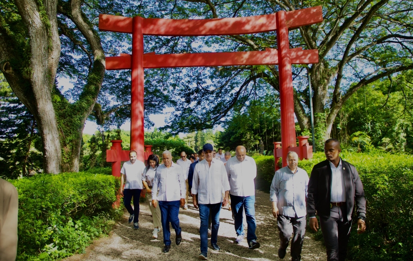 Gobierno transformará el Zoológico Nacional y continúa renovación del Jardín Botánico