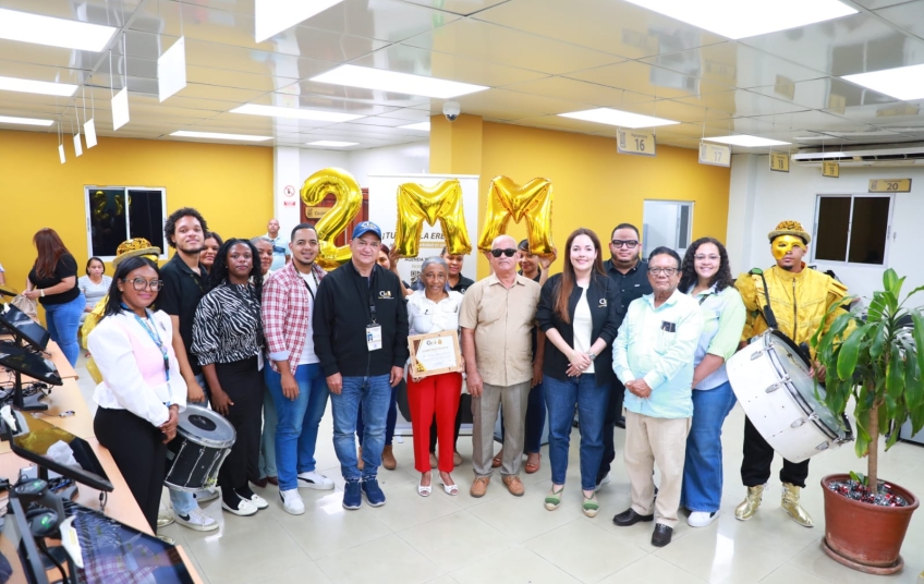 La Romana marca el hito de los 2 millones de cédulas entregadas por la JCE.
