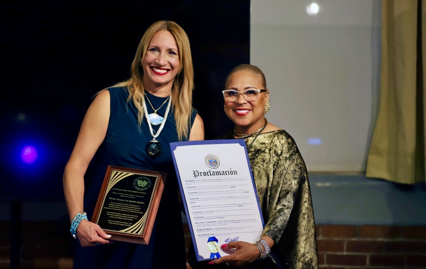 Reconocen en Estados Unidos la trayectoria de la dominicana Wendy Queliz como pionera del teatro inclusivo