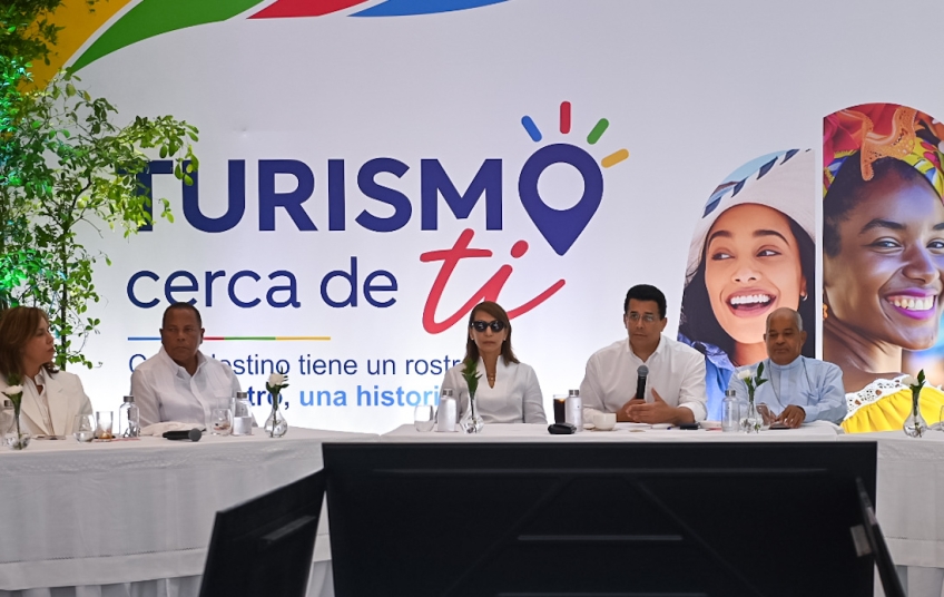 David Collado lanza en Puerto Plata el programa nacional 